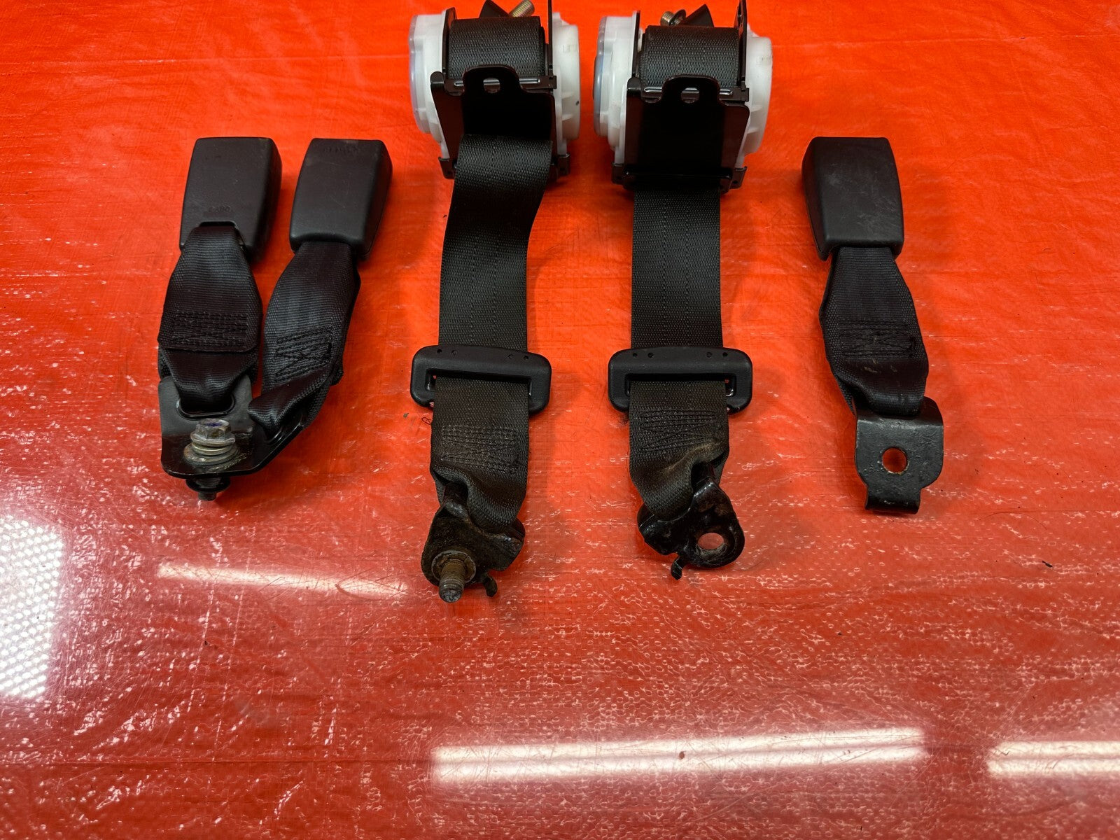 2003 HONDA CIVIC SI EP3 HATCH REAR SEAT BELT SET LEFT & RIGHT SEAT BELTS OEM 2134