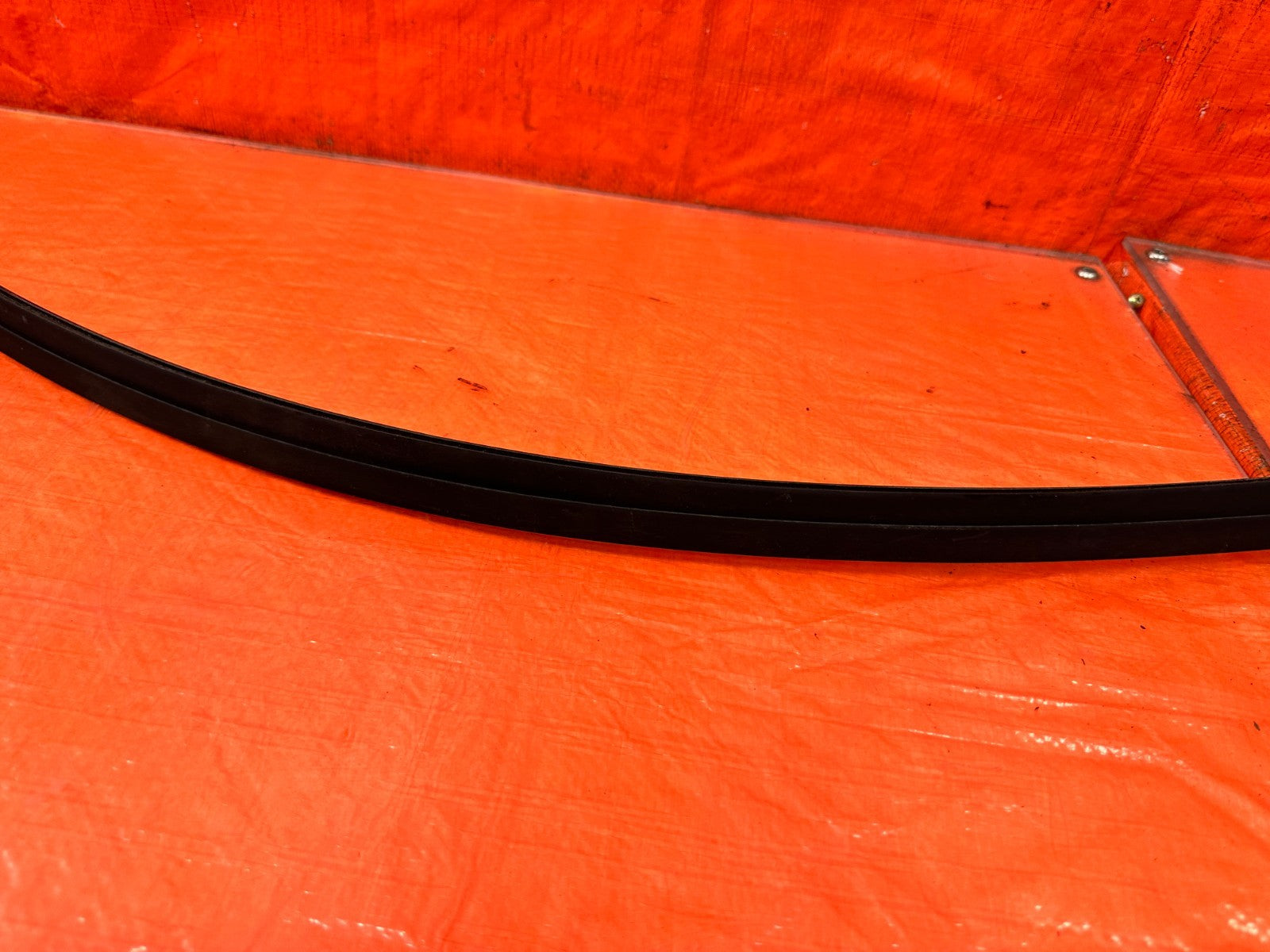96 00 HONDA CIVIC COUPE   TOP OF THE ROOF WEATHER STRIP DRIP RETAINER TRIM OEM5