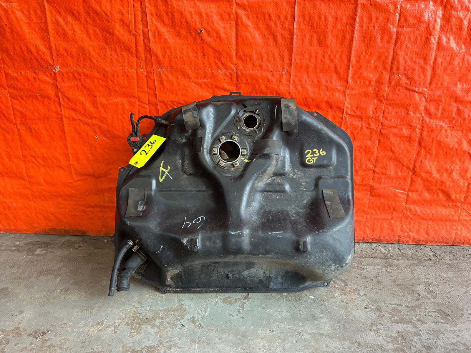 94 95 HONDA CIVIC   GASOLINE GAS FUEL TANK ASSEMBLY   OEM FACTORY OE #2360