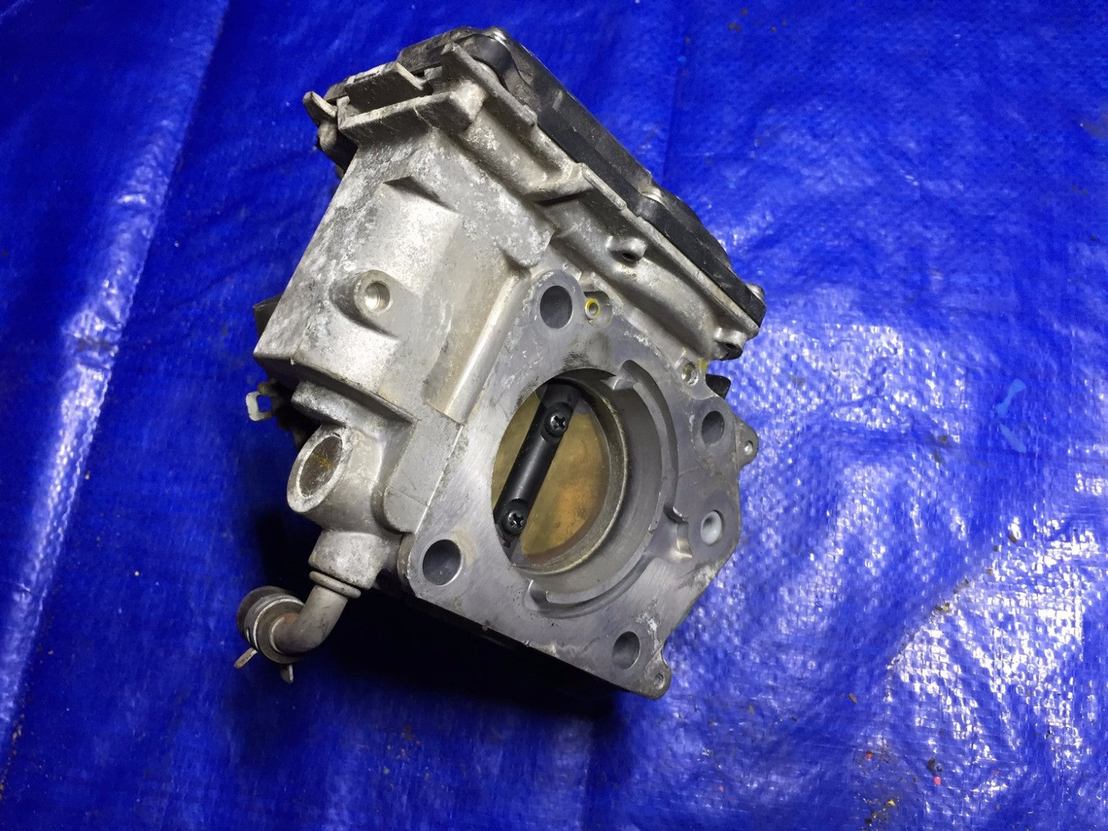 OEM 2010 DODGE MAGNUM 2.7L THROTTLE BODY ASSEMBLY1