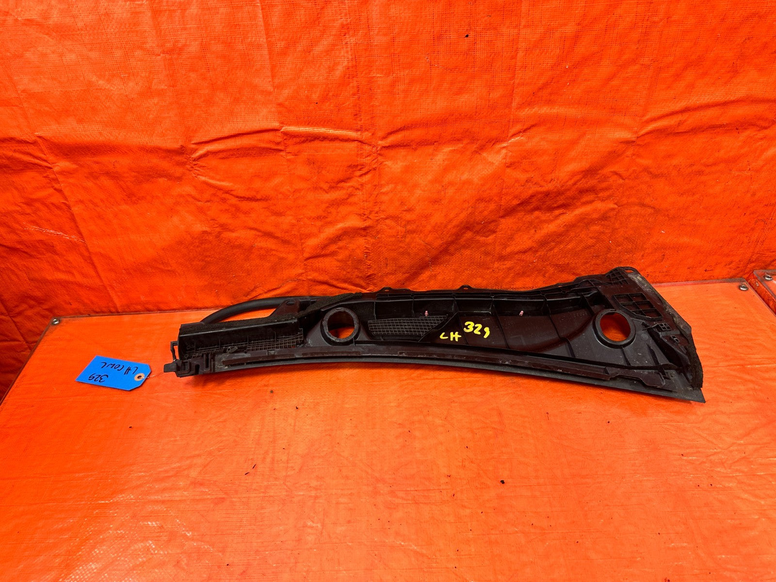 08 15 INFINITI G37 & Q60   2D COUPE   WIPER COWL TRIM   LEFT SIDE   OEM #3298