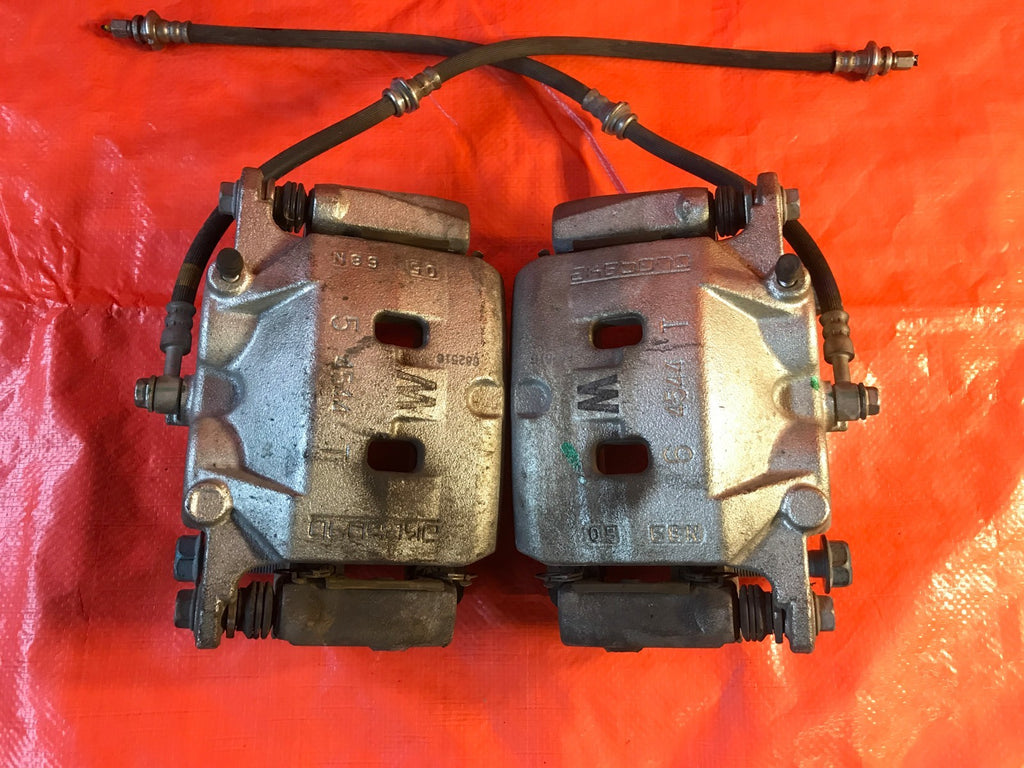 OEM 2017 17 INFINITI Q60 AWD 3.0L TT   LEFT RIGHT FRONT BRAKE CALIPER COMBO SET2