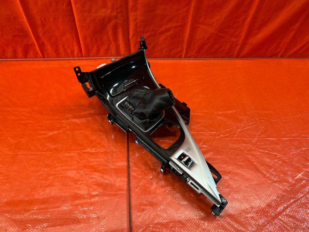 14 15 INFINITI Q50   W/ NAVIGATION    CENTER SHIFTER INDICATOR CONSOLE   OEM 1050