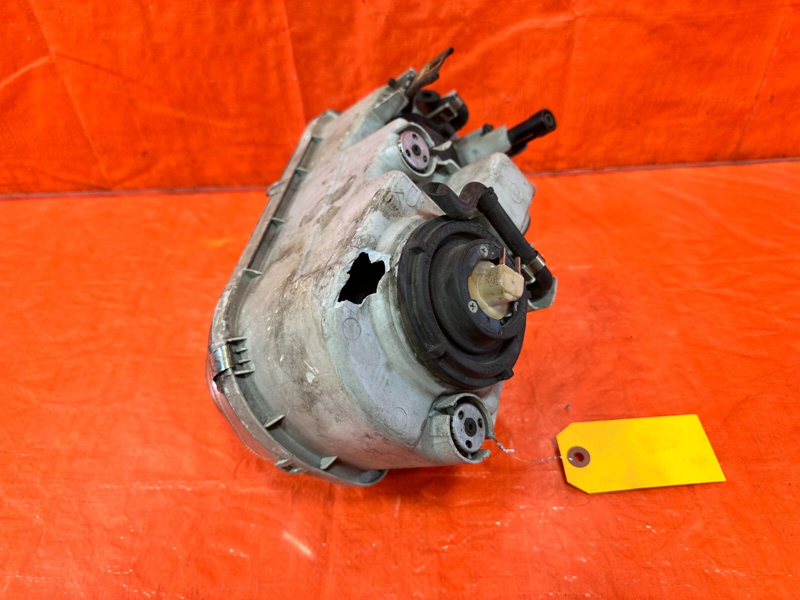 94 01 ACURA INTEGRA 2D   HEADLIGHT HEADLAMP   PASSENGER RIGHT   OEM FACTORY 98DC8
