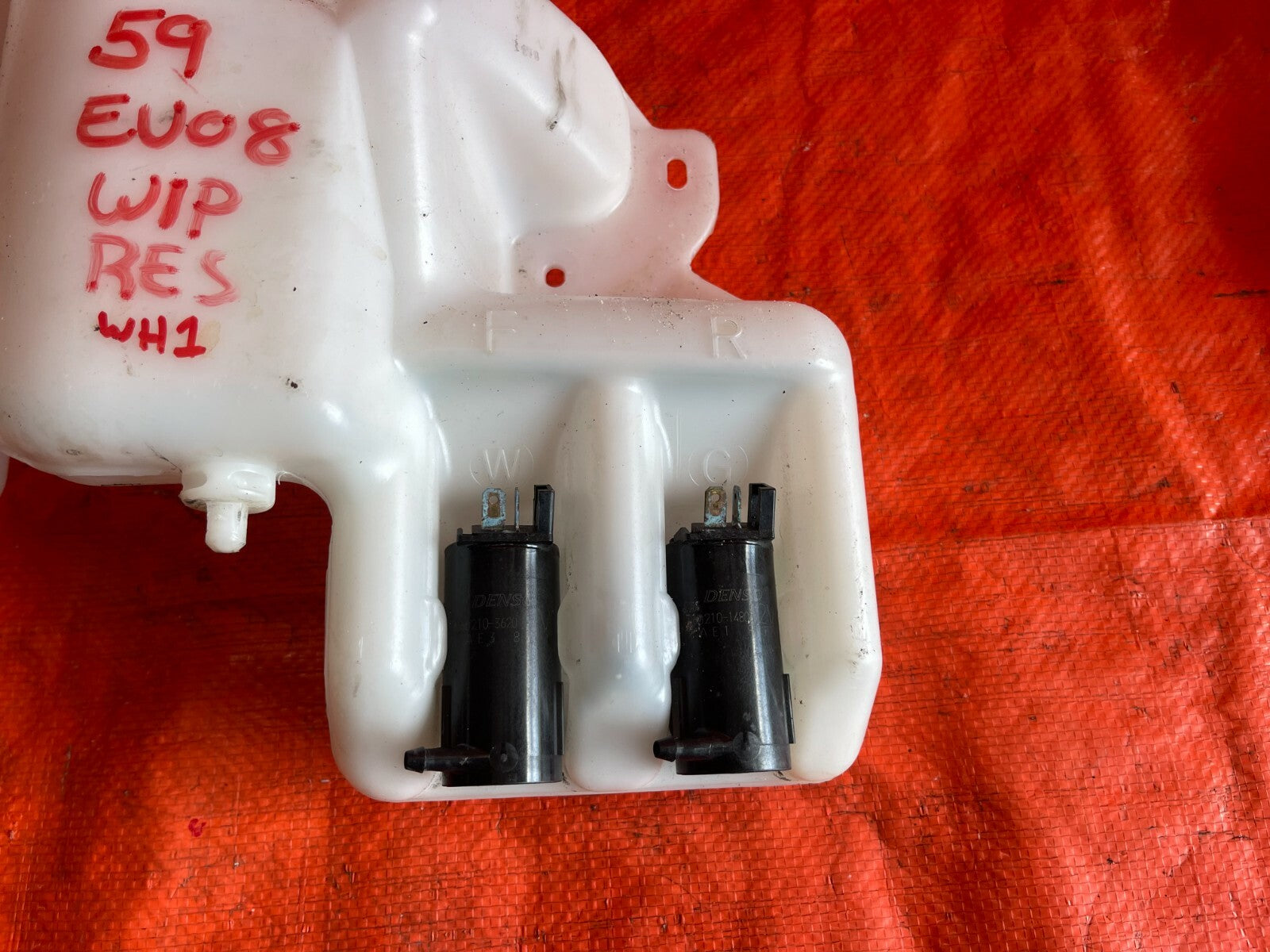 03 06 LANCER EVOLUTION EVO 8 9 VIII IX   WINDSHIELD WIPER RESERVOIR TANK OEM OE3