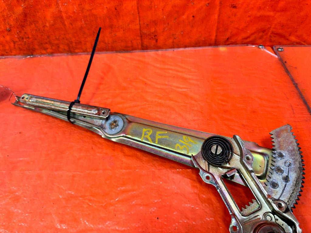 96 00 HONDA CIVIC COUPE   RIGHT WINDOW REGULATOR   NON POWER   MANUAL   OEM 3194