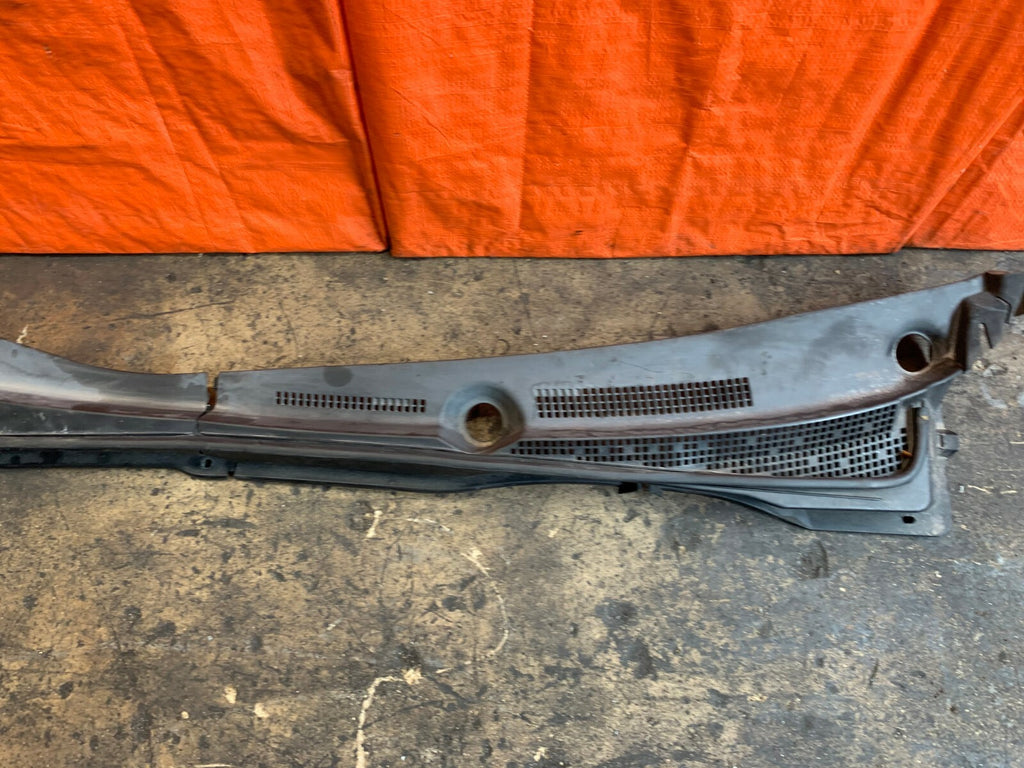 OEM 2003 03 ACURA RSX TYPE S   WINDSHIELD WIPER COWL BEZEL PLASTIC TRIM4