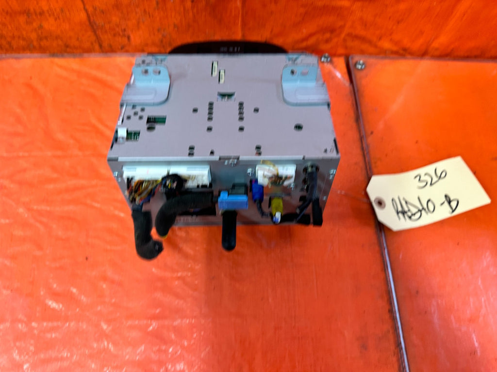 13 16 HYUNDAI GENESIS COUPE  RADIO STEREO CD PLAYER   PART # 96560 2M770 OEM 32613