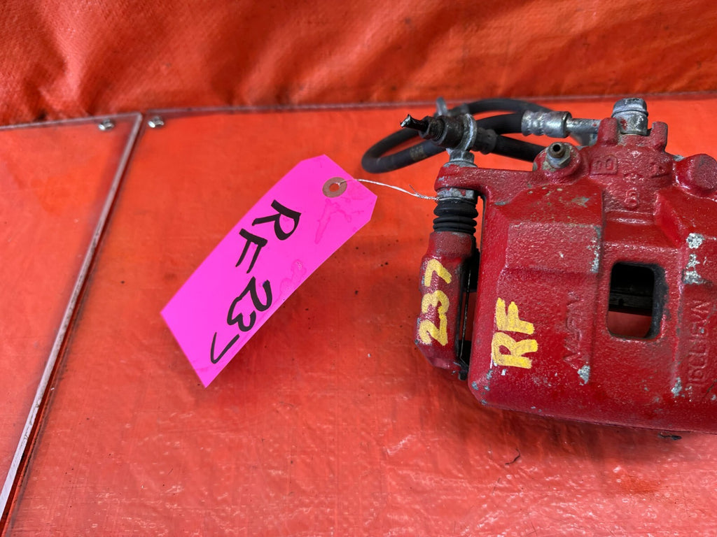 06 11 HONDA CIVIC SI   PASSENGER RIGHT FRONT   BRAKE CALIPER & BRACKET   OEM 2373