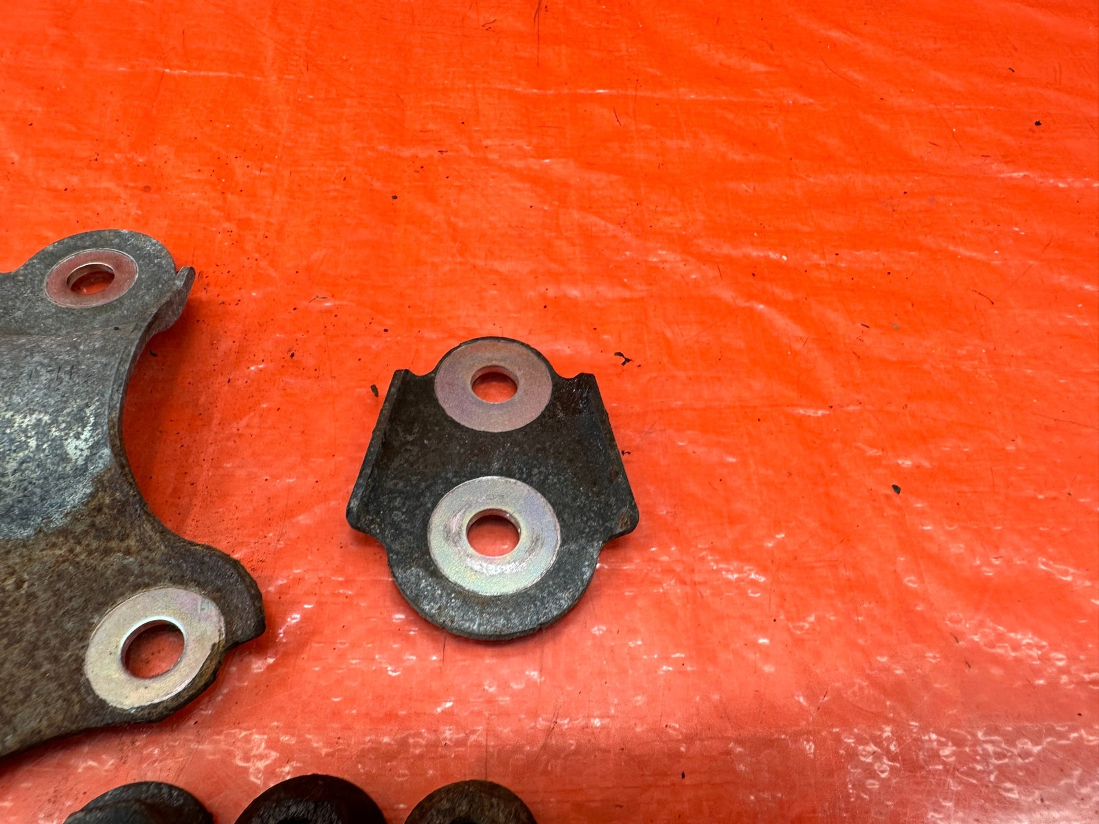 02 06 ACURA RSX   POWER STEERING RACK   BRACKET BOLTS & NUTS HARDWARE   OEM #2116