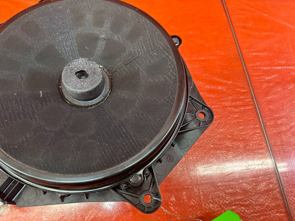 09 13 INFINITI  G37 SEDAN   BOSE MODEL   DRIVER LEFT FRONT SPEAKER   OEM #2382