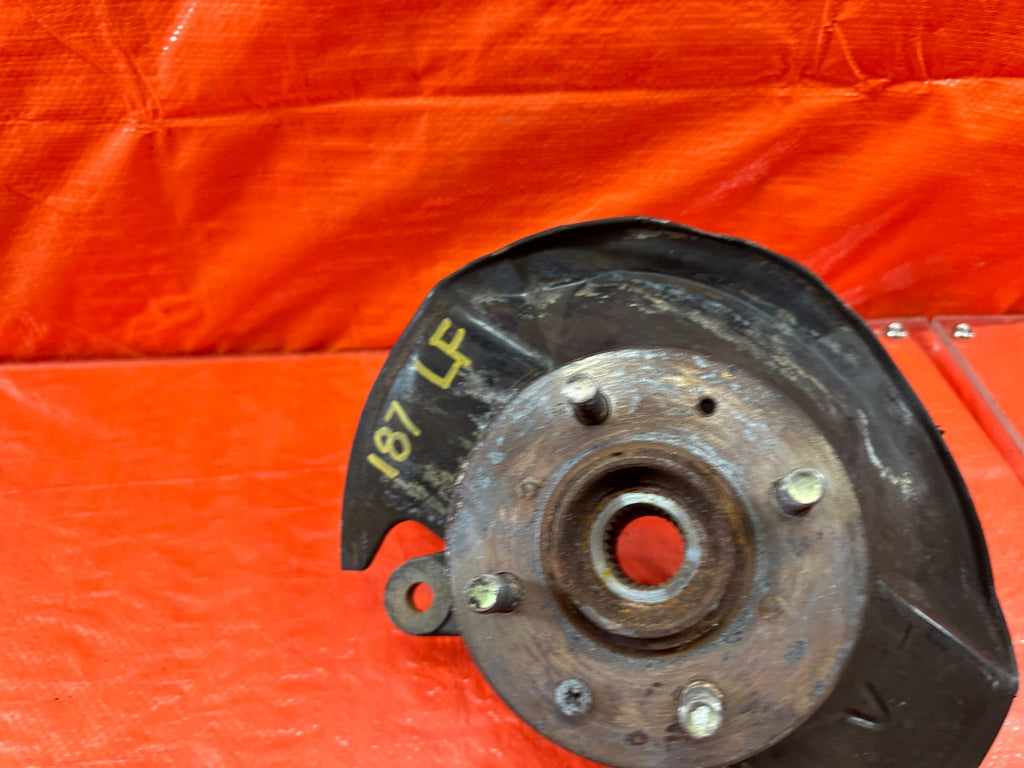 02 03 HONDA CIVIC SI EP3   DRIVER LEFT FRONT SPINDLE KNUCKLE HUB   OEM #1878