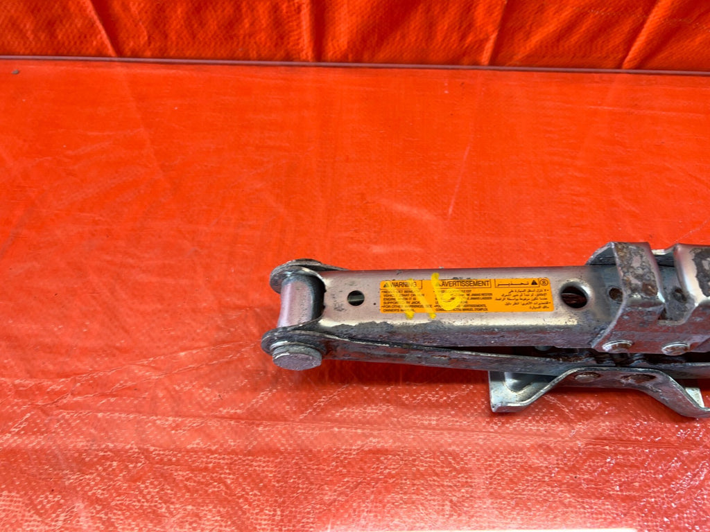 09 12 INFINITI FX50 FX35   SPARE TIRE PANTOGRAPH JACK ASSEMBLY / SCISSOR JACK 6