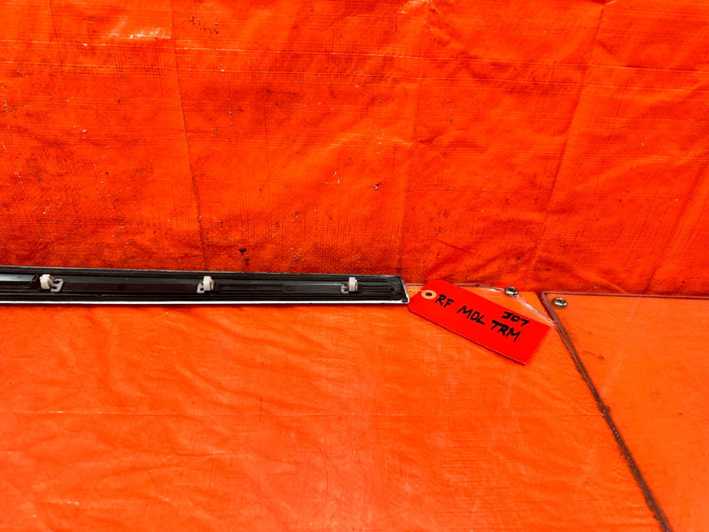 06 11 HONDA CIVIC SI 4D SEDAN   DOOR MOLDING IMPACT STRIP RIGHT FRONT OEM #3078