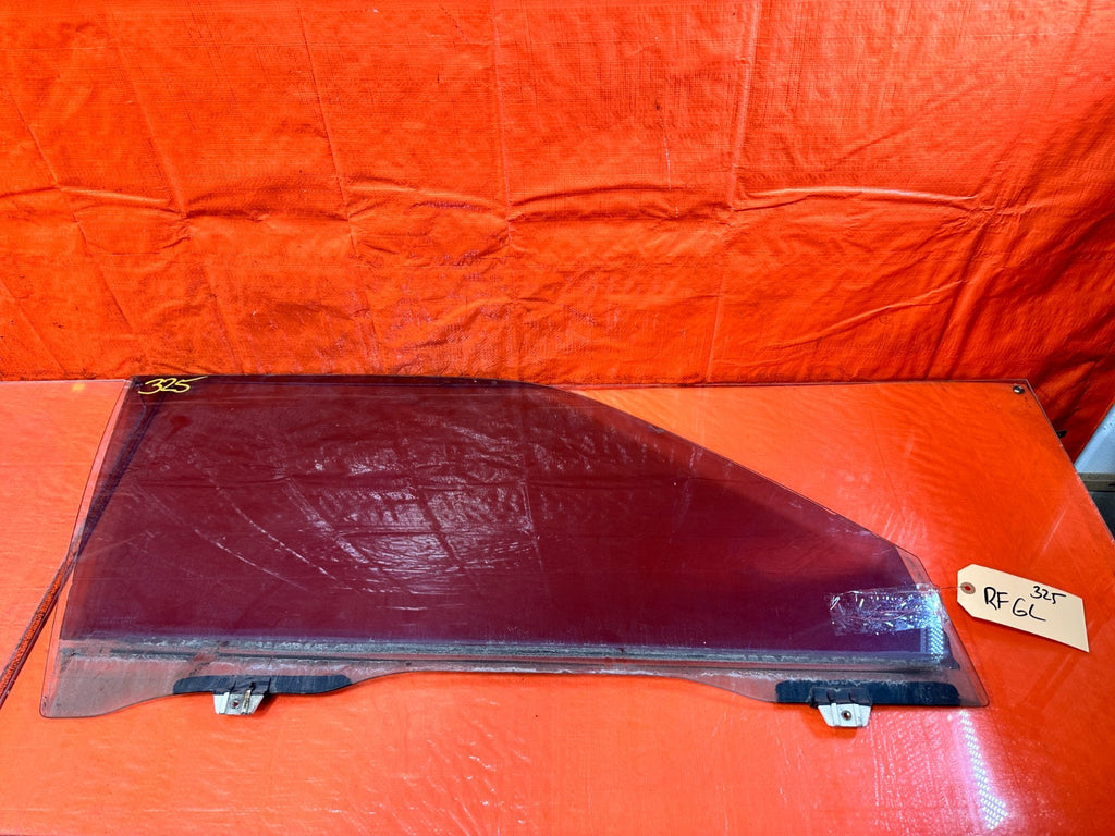 90 91 HONDA CIVIC HATCHBACK   PASSENGER RIGHT FRONT DOOR GLASS WINDOW OEM 3250