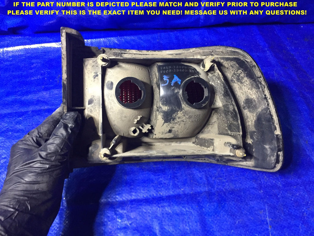 OEM 1994 1995 1996 FORD ESCORT DRIVER LEFT TAIL LIGHT 94 95 96 L LH BLACK3