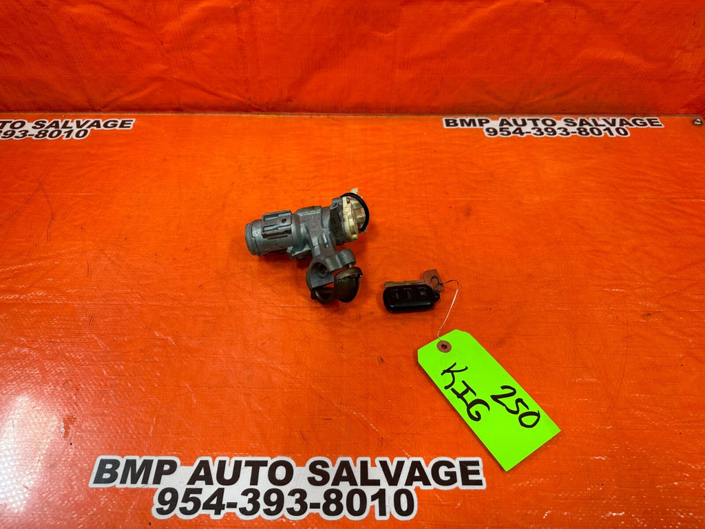 00 05 TOYOTA CELICA   MANUAL MODEL   IGNITION SWITCH W/ MATCHING KEY   OEM #2500