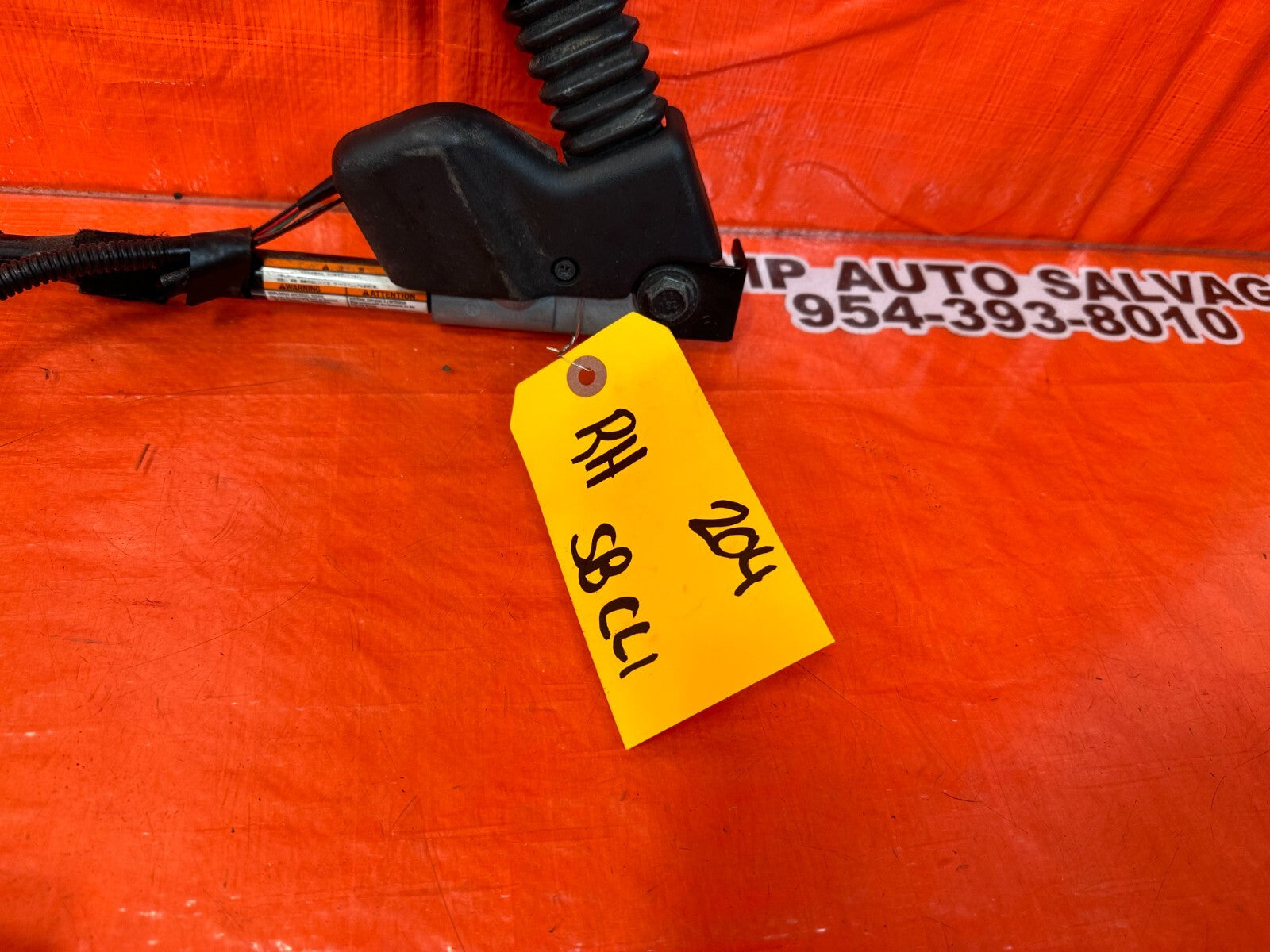 06 11 CIVIC 2D COUPE SI SEAT BELT BUCKLE CLIP   PASSEBGER RIGHT FRONT   OEM #2045