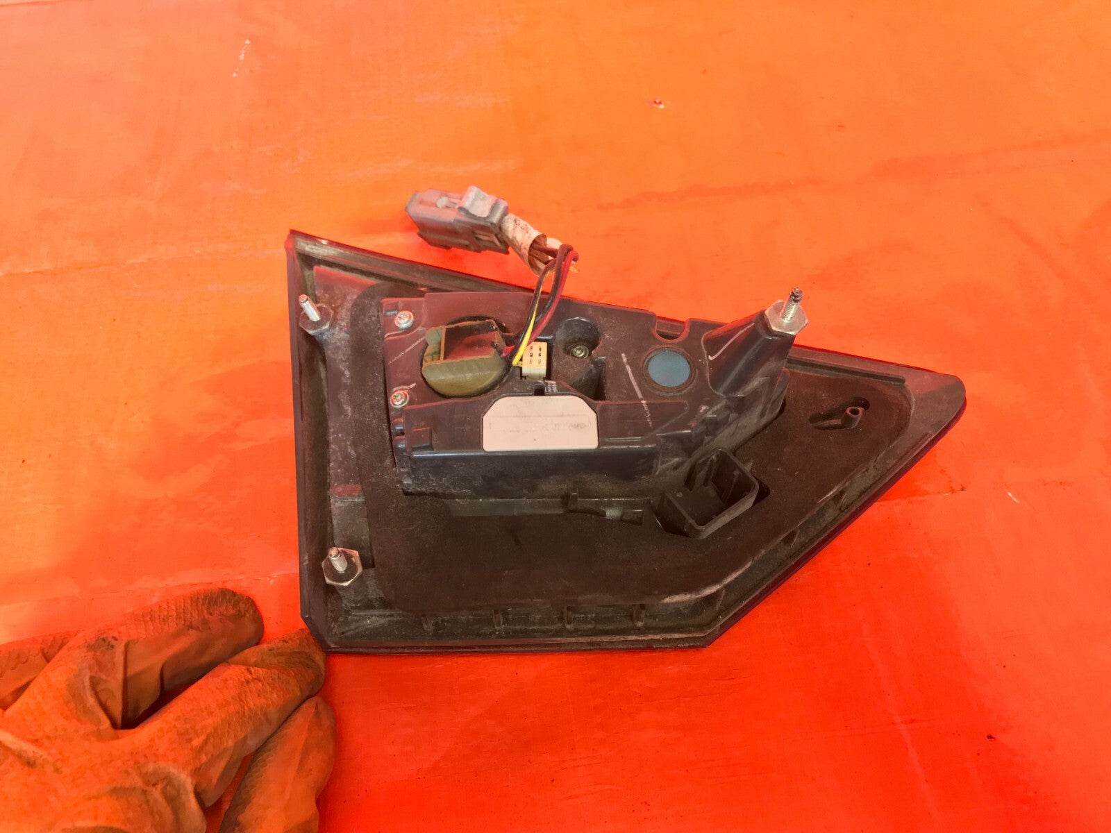 OEM 2014 2015 2016 FORD FUSION PASSENGER RIGHT INNER TRUNK TAIL LIGHT LAMP R RH5