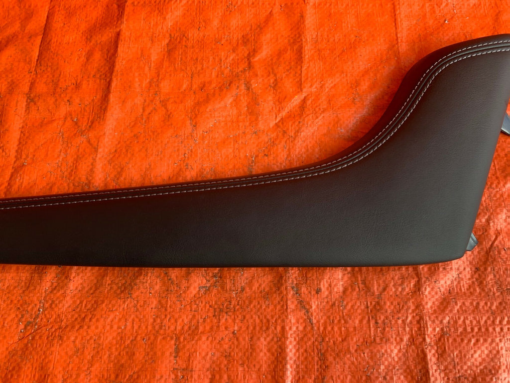 OEM 2016   2018 INFINITI Q50   CENTER CONSOLE TRIM   PASSENGER RIGHT   BLACK 4