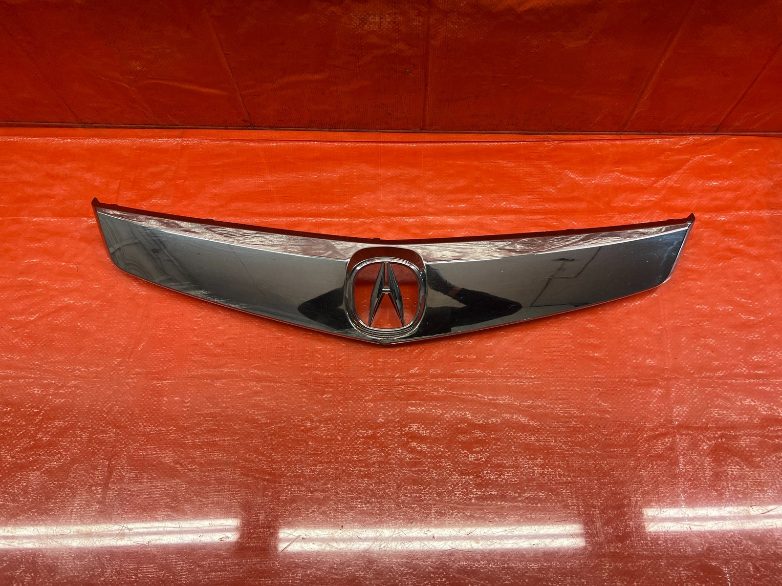 09 10 ACURA TSX   FRONT BUMPER GRILLE   CHROME MOLDING PORTION   FLAW   OEM #1680