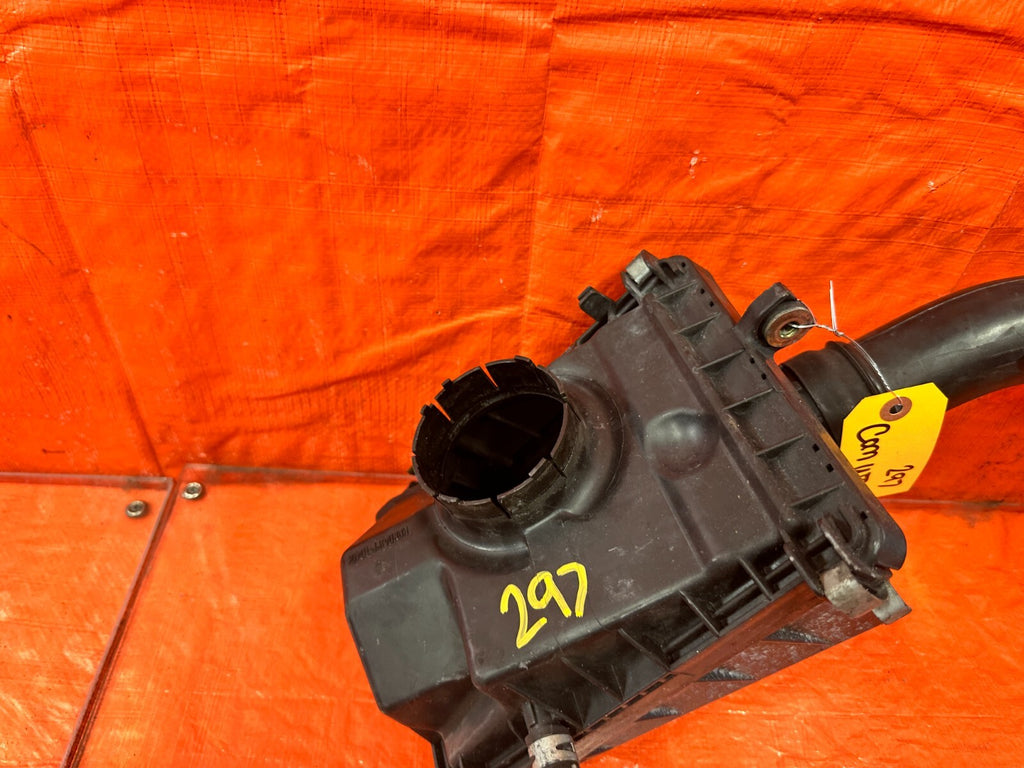 96 00 HONDA CIVIC NON VTEC D16Y7 FACTORY INTAKE SYSTEM AIR BOX W/ ALL ARMS OEM978