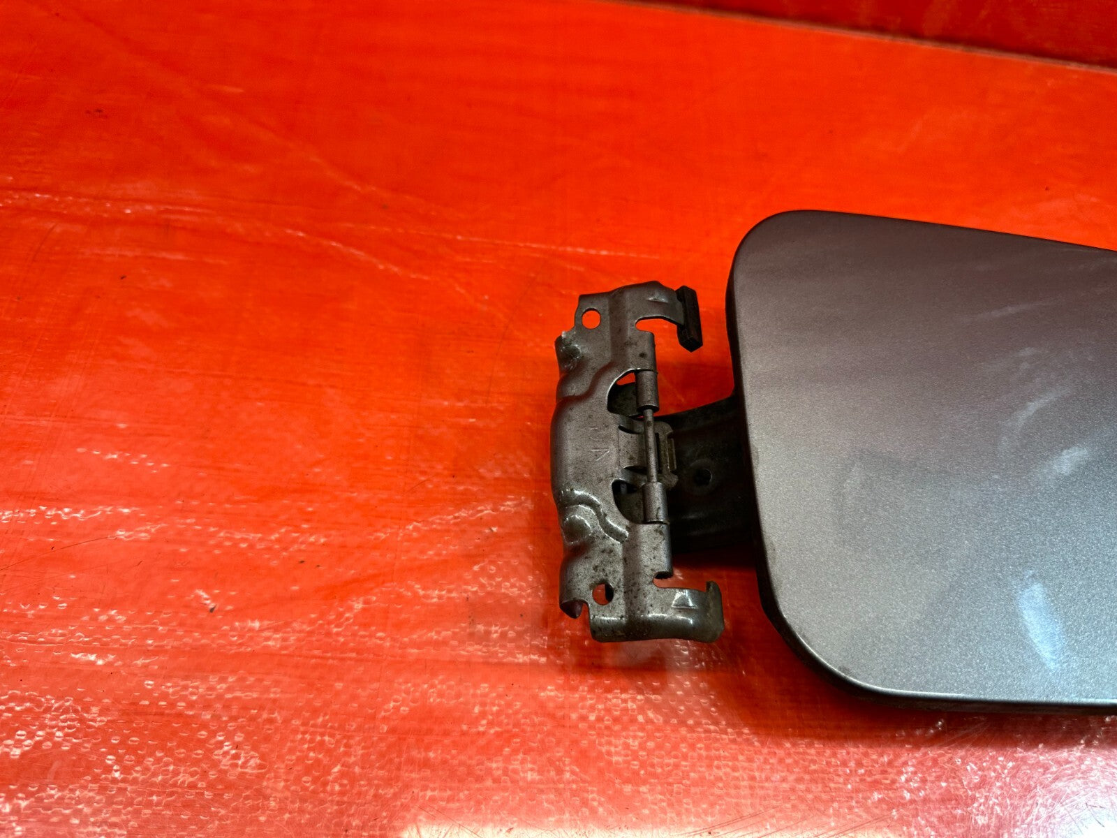 14 20 INFINITI Q50 GASOLINE GAS TANK LID COVER   GRAY COLOR    OEM #1857