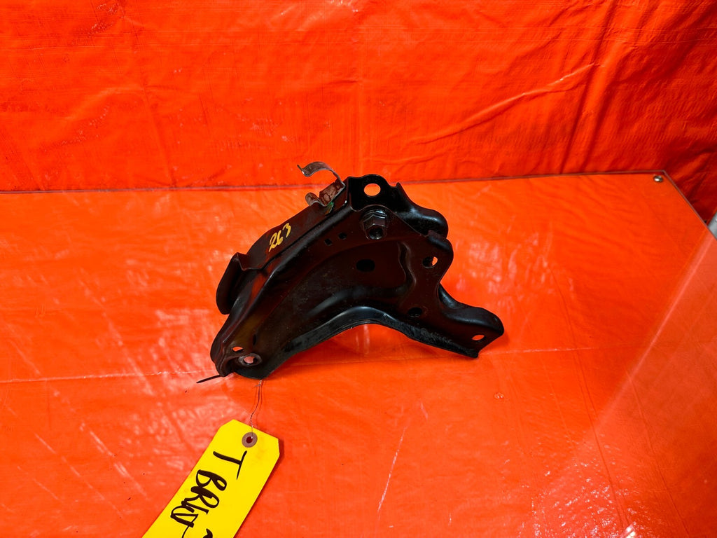 97 01 HONDA PRELUDE AUTOMATIC REAR TRANSMISSION BRACKET T BRACKET OEM #2638