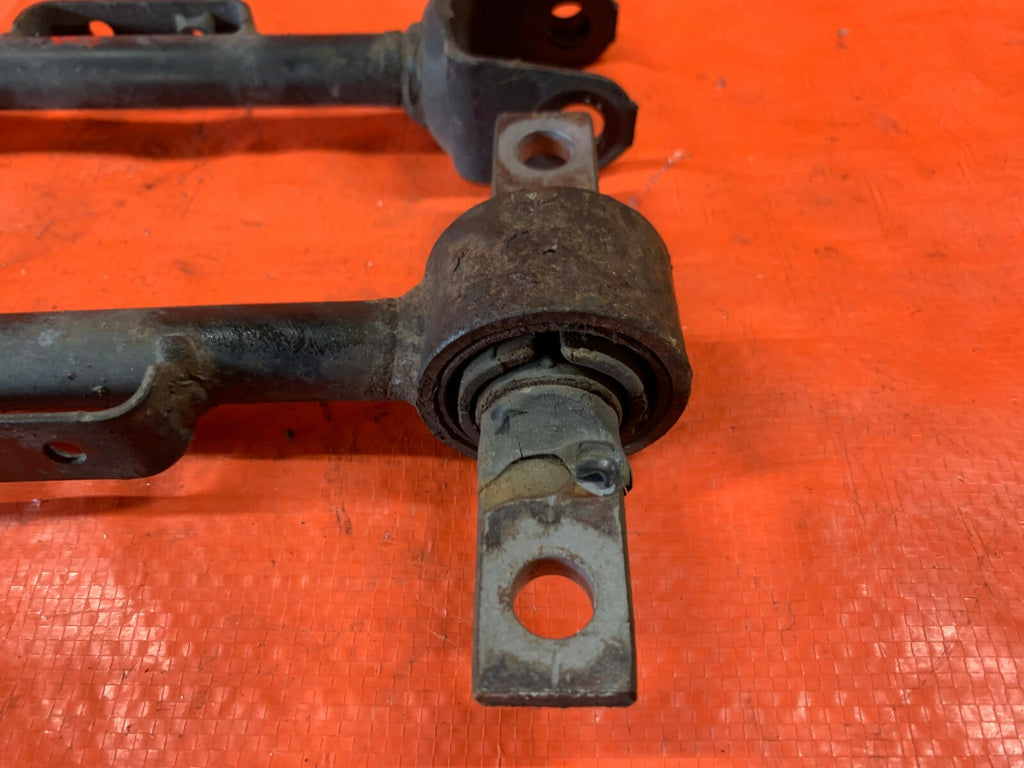 OEM 2003 03 ACURA RSX TYPE S   REAR UPPER CONTROL ARM SET   LEFT AND RIGHT ARMS1