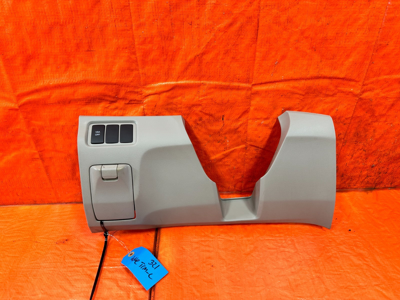 09 14 ACURA TSX   KNEE TRIM UNDER STEERING COLUMN LOWER COVER   GRAY   OEM #3210