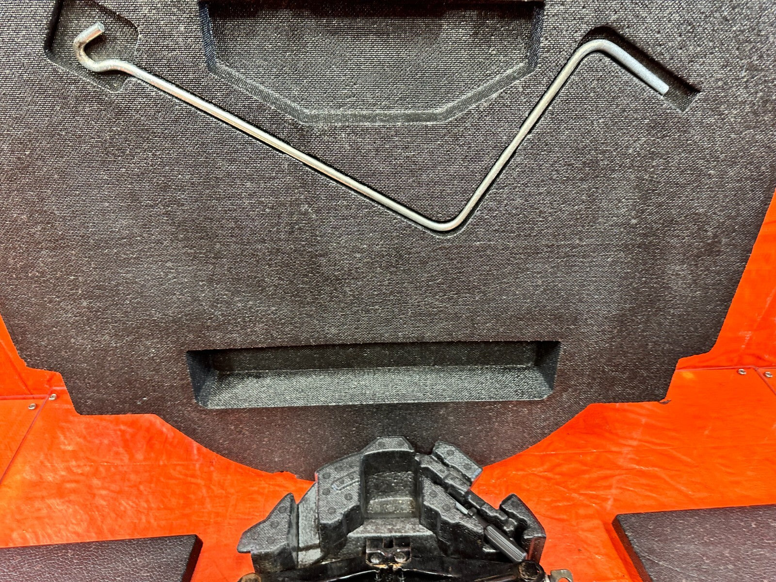 15 17 SUBARU WRX STI   SPARE TIRE TOOL KIT W/ FOAM   JACK WRENCH SWIVEL TIE DOWN14