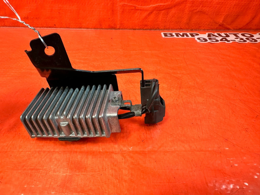 02 10 LEXUS SC430   FUEIL INJECTOR RESISTOR MODULE   OEM FACTORY #2614