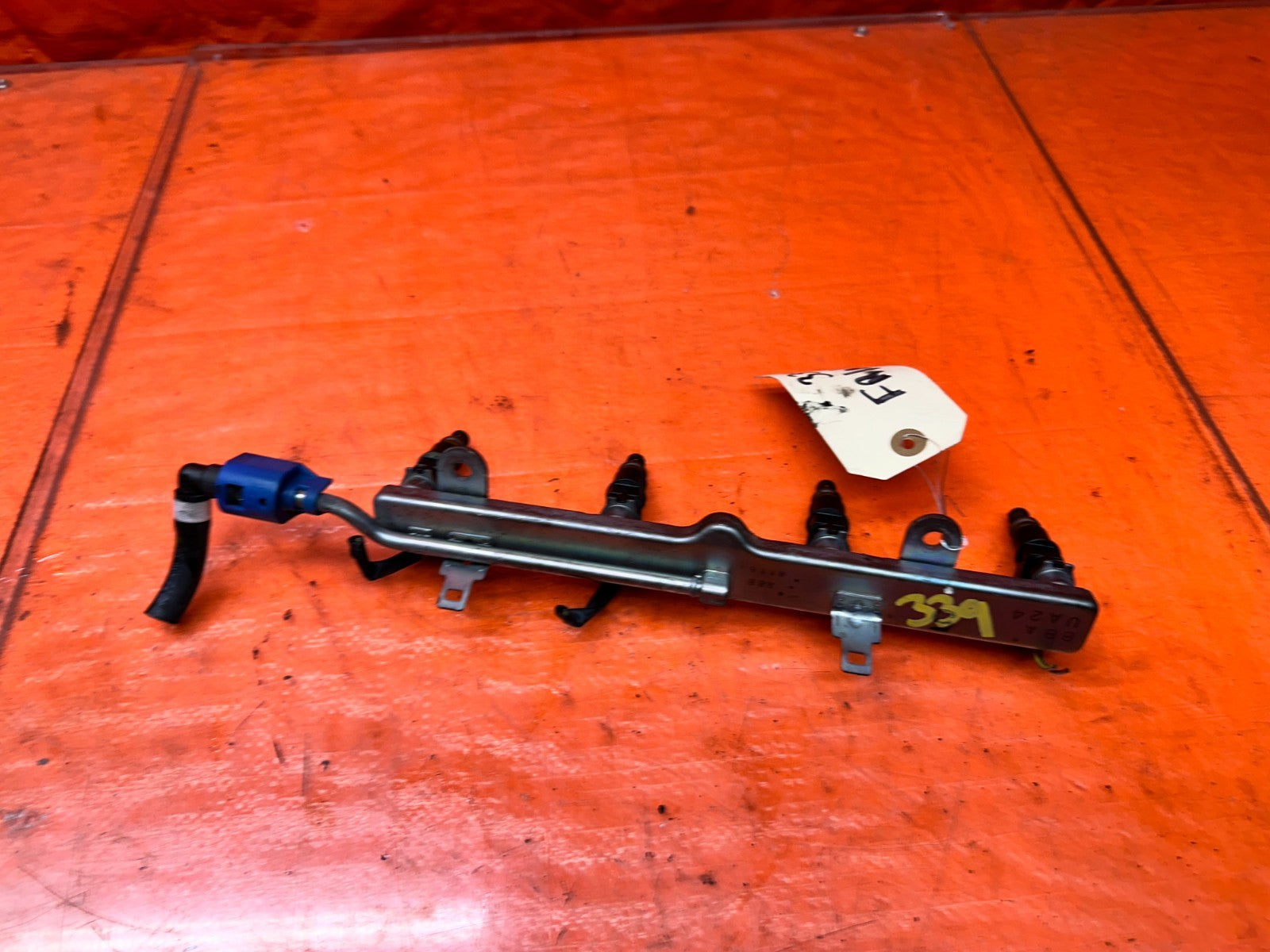 04-05 ACURA TSX 2.4L K24A2 FUEL RAIL WITH INJECTORS ASSEMBLY OEM #33912