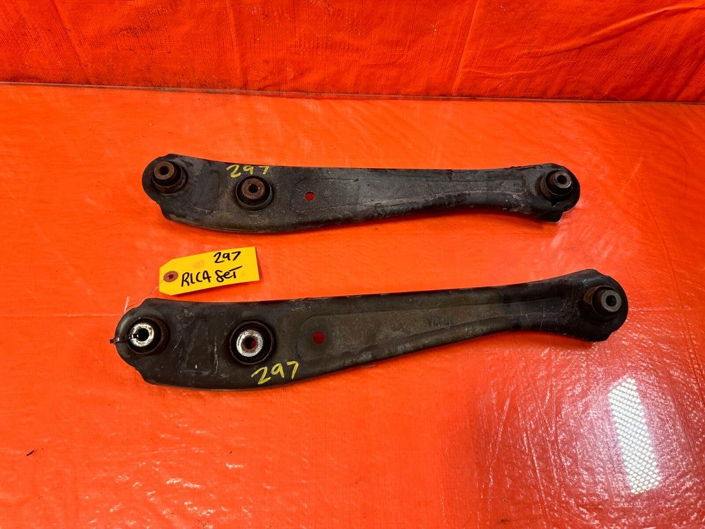99 00 HONDA CIVIC SI EM1   REAR SWAY BAR MODEL REAR LOWER CONTROL ARMS   OEM 2970