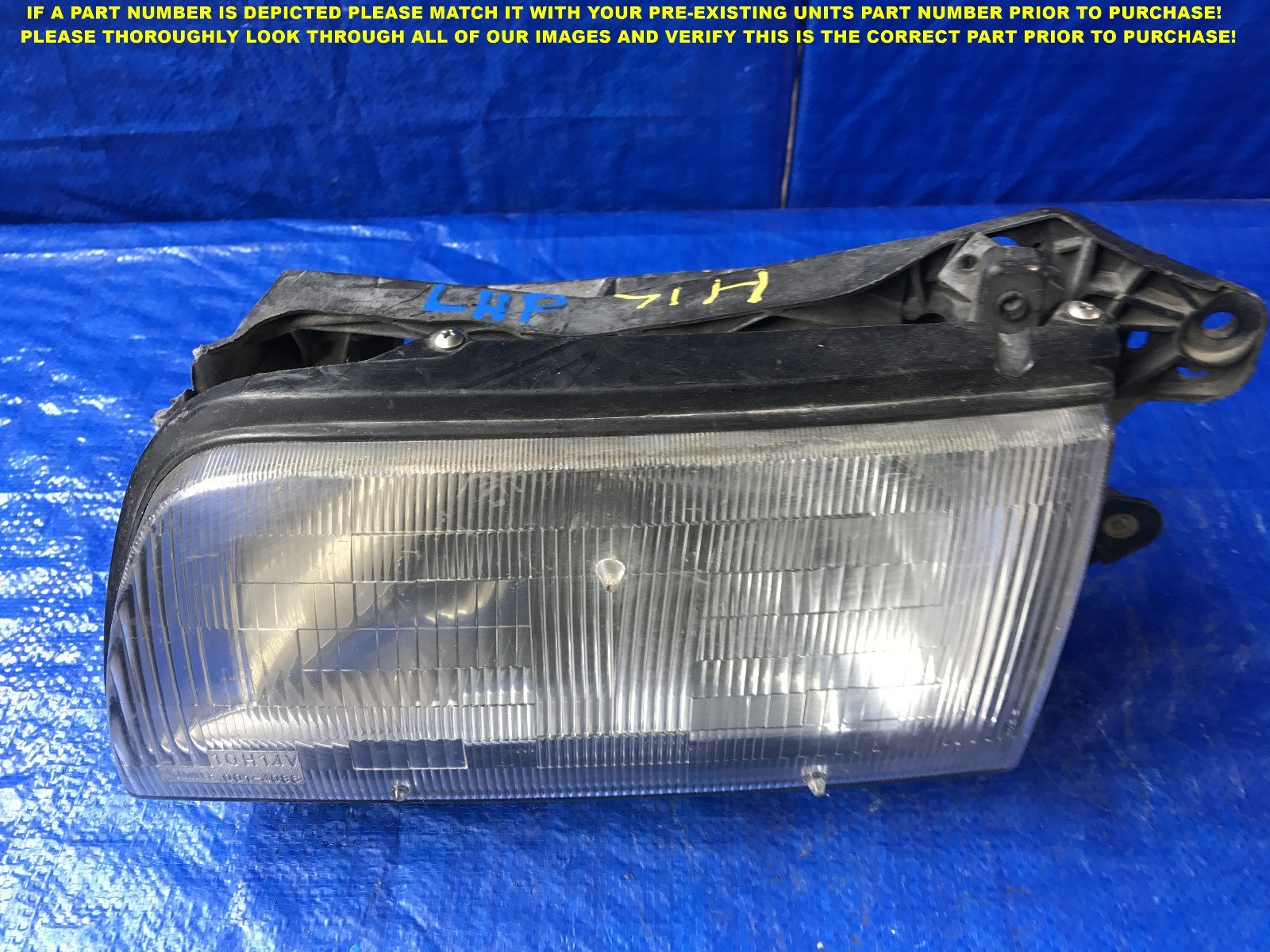 OEM 1989 1990 1991 1992 1992 1994 MAZDA MP5 DRIVER LEFT HEADLIGHT BRKN TAB HL23