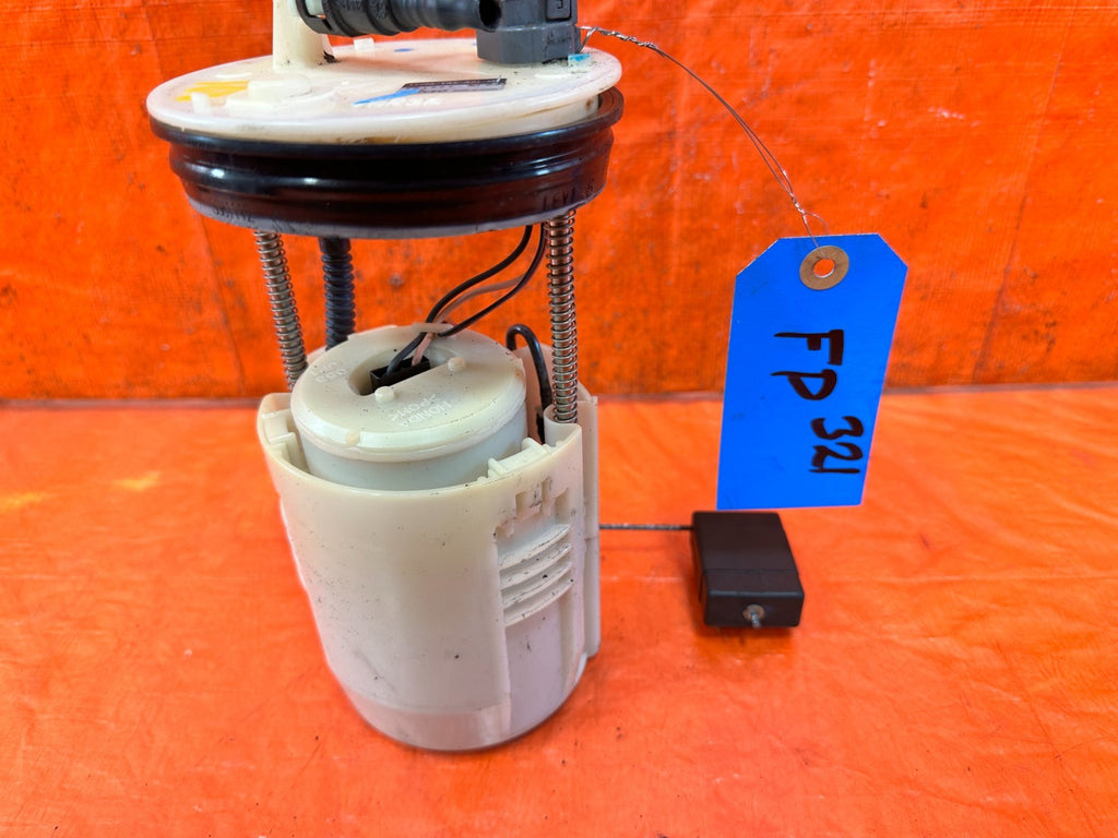 09 14 ACURA TSX 2.4L   GASOLINE GAS FUEL PUMP SENDING UNIT W/ HOUSING   OEM #3212