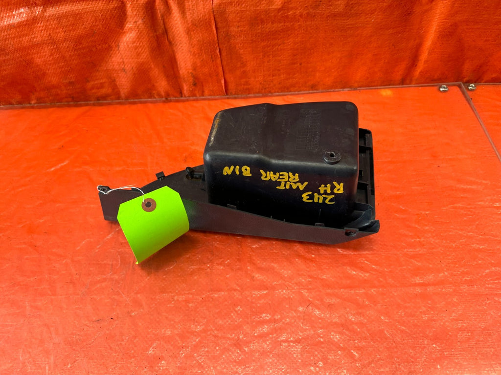 88 89 HONDA CRX DX   PASSENGER RIGHT REAR CARGO STORAGE COMPARTMENT OEM #2435