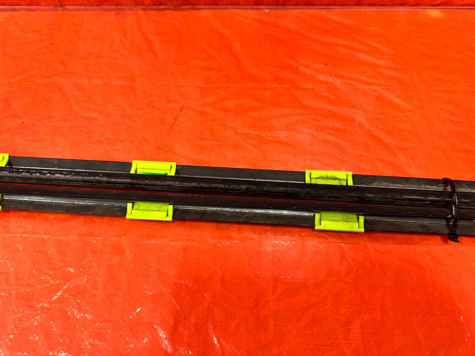 96 00 HONDA CIVIC COUPE HATCH EXTERIOR DOOR WINDOW GLASS TRIM SET LEFT RIGHT 2857