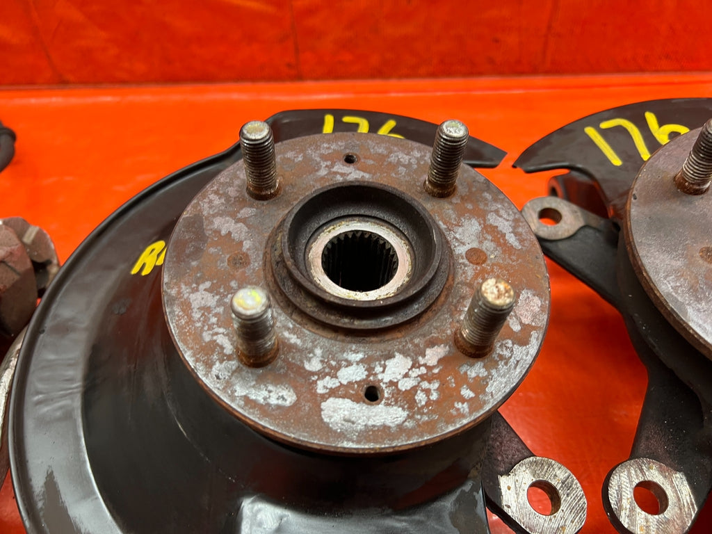 EP3 HONDA CIVIC SI   4x100 FRONT SPINDLE KNUCKLE CONVERSION   LEFT RIGHT OEM 17613