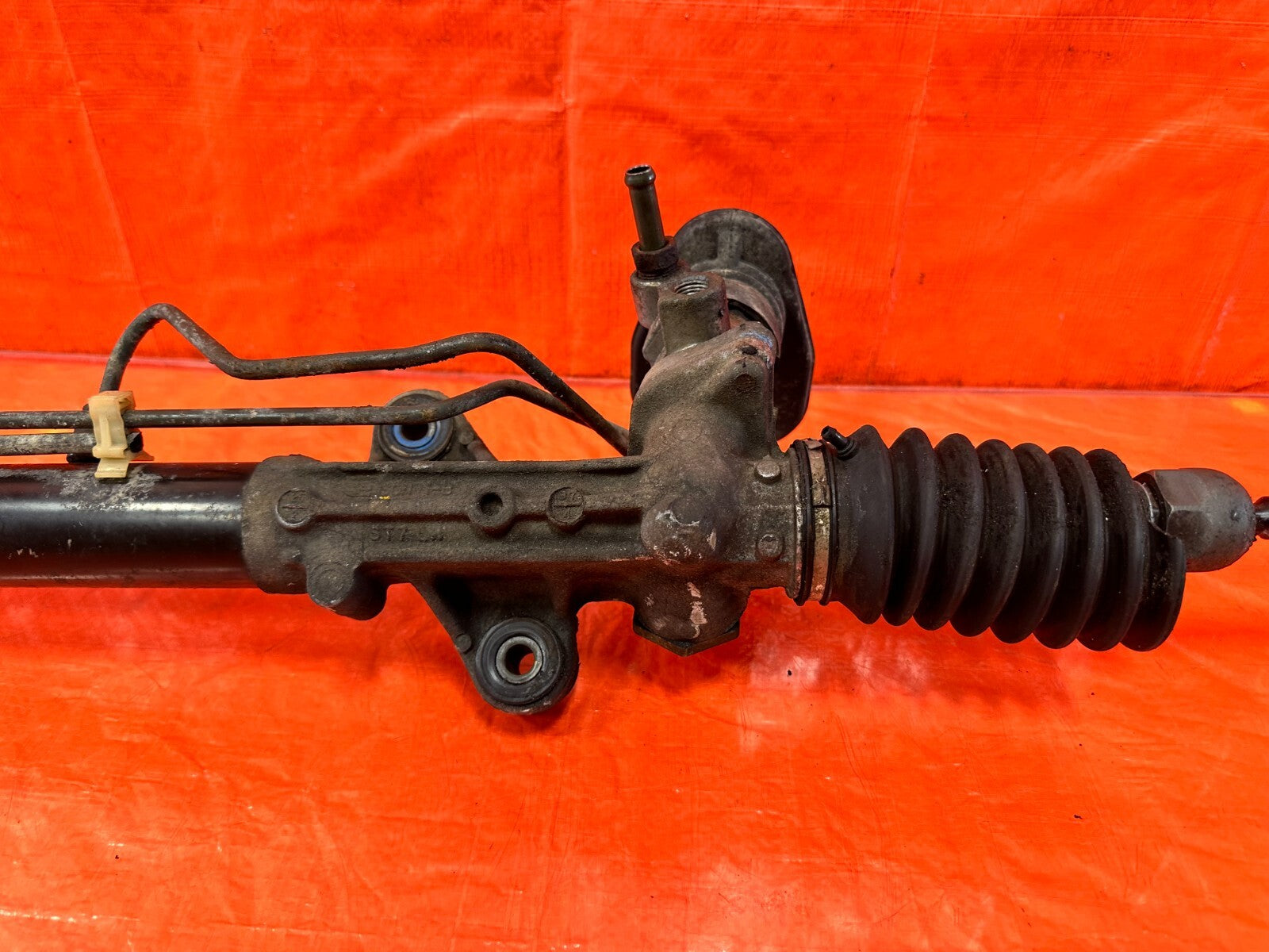 94 97 ACURA INTEGRA   POWER STEERING GEAR BOX RACK AND PINION   OEM FACTORY 28111
