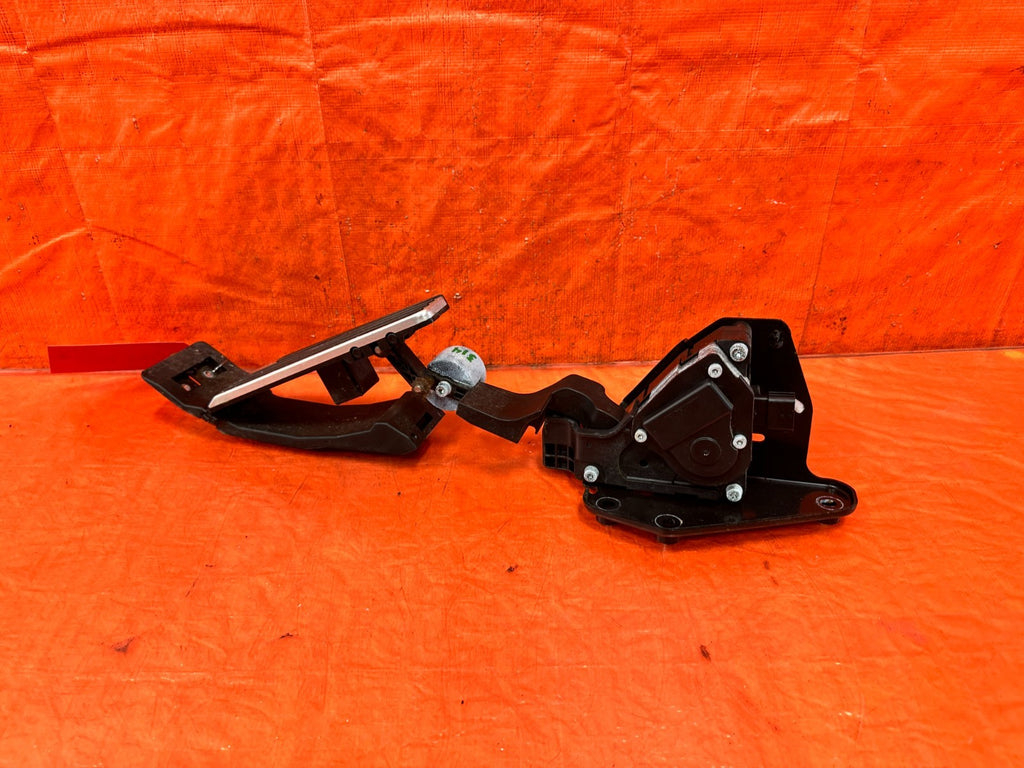 16 20 INFINITI Q50   ADAPTIVE STEERING ONLY   GAS PED ACCELERATOR PEDAL   OEM #31