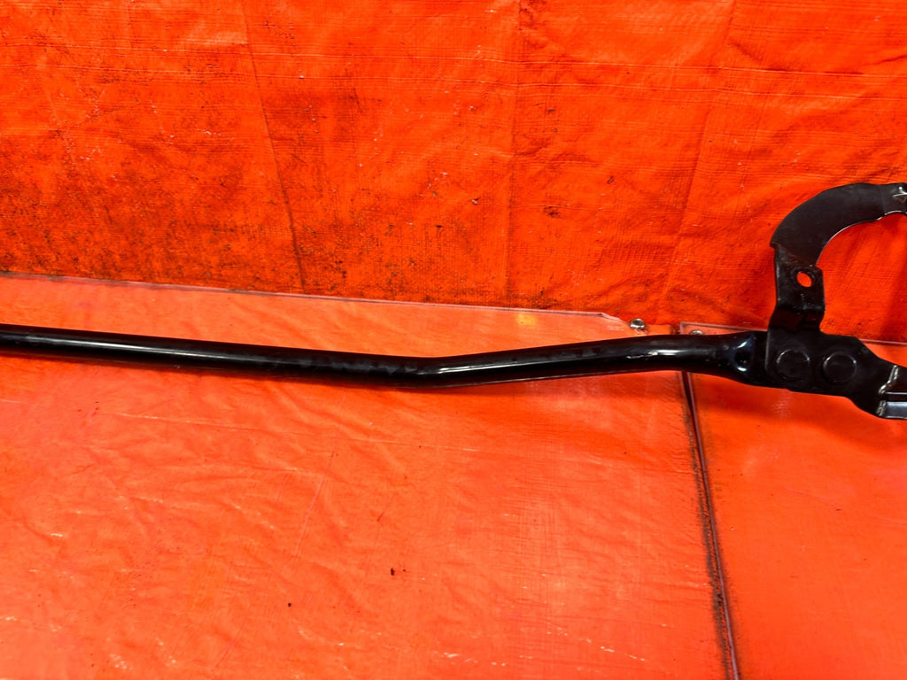 10 16 HYUNDAI GENESIS COUPE   FRONT STRUT SHOCK TOWER REINFORCEMENT BAR OEM #3257