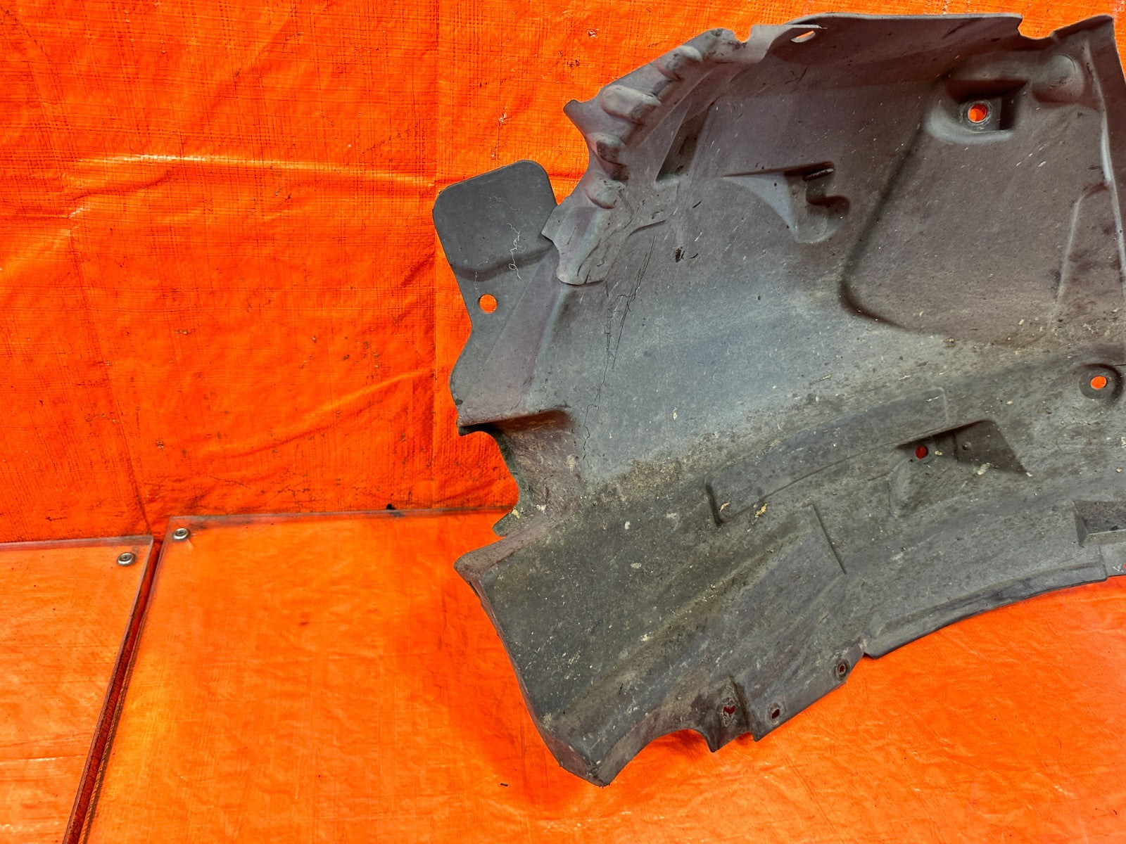 08 15 INFINITI G37 Q60 RIGHT PASS FRONT FENDER LINER SPLASH SHIELD REAR HALF 3291
