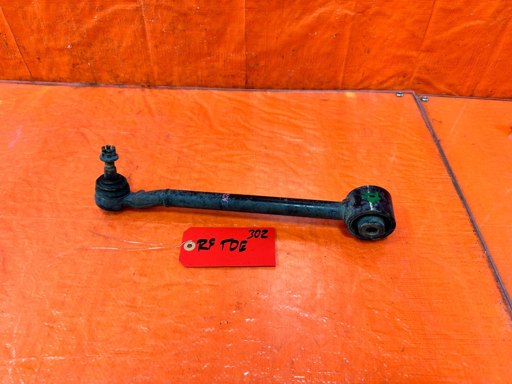 10 16 HYUNDAI GENESIS COUPE   RIGHT FRONT LOWER CONTROL ARM ARM OEM #302 10
