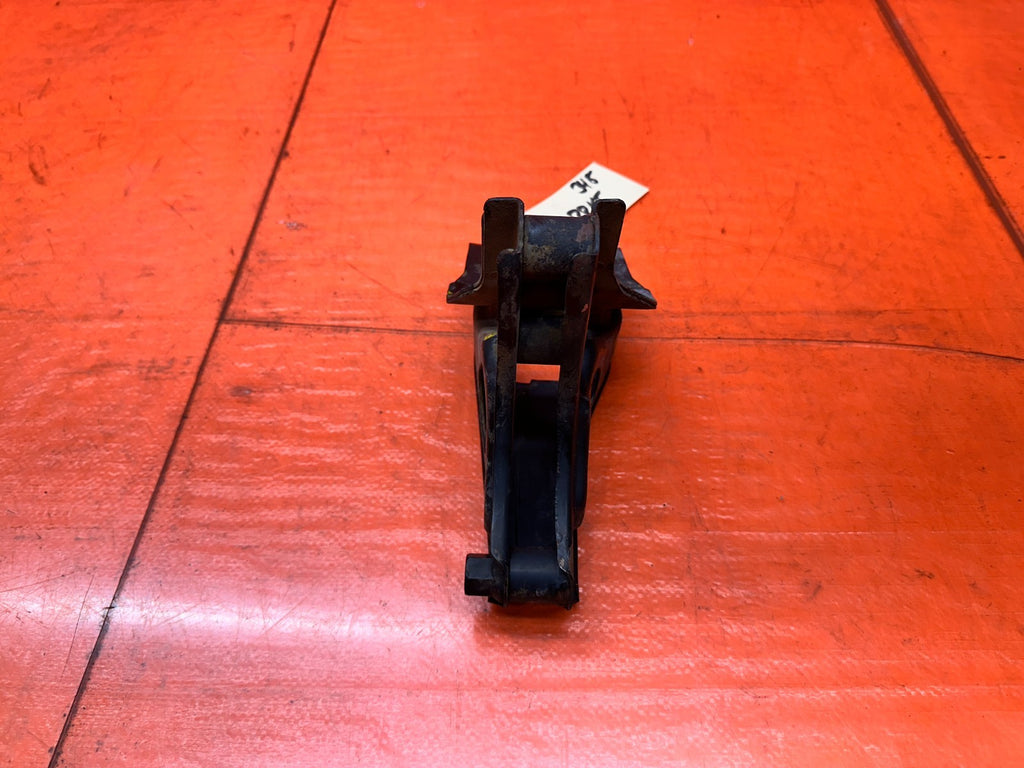 1992-1995 HONDA CIVIC MANUAL TRANS REAR ENGINE MOUNT BRACKET OEM #3485