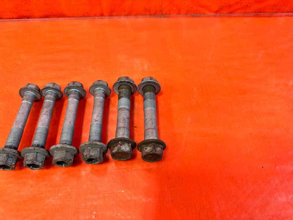 08 15 INFINITI G37 Q60   LET AND RIGHT REAR UPPER CONTROL ARM BOLTS   OEM 2781