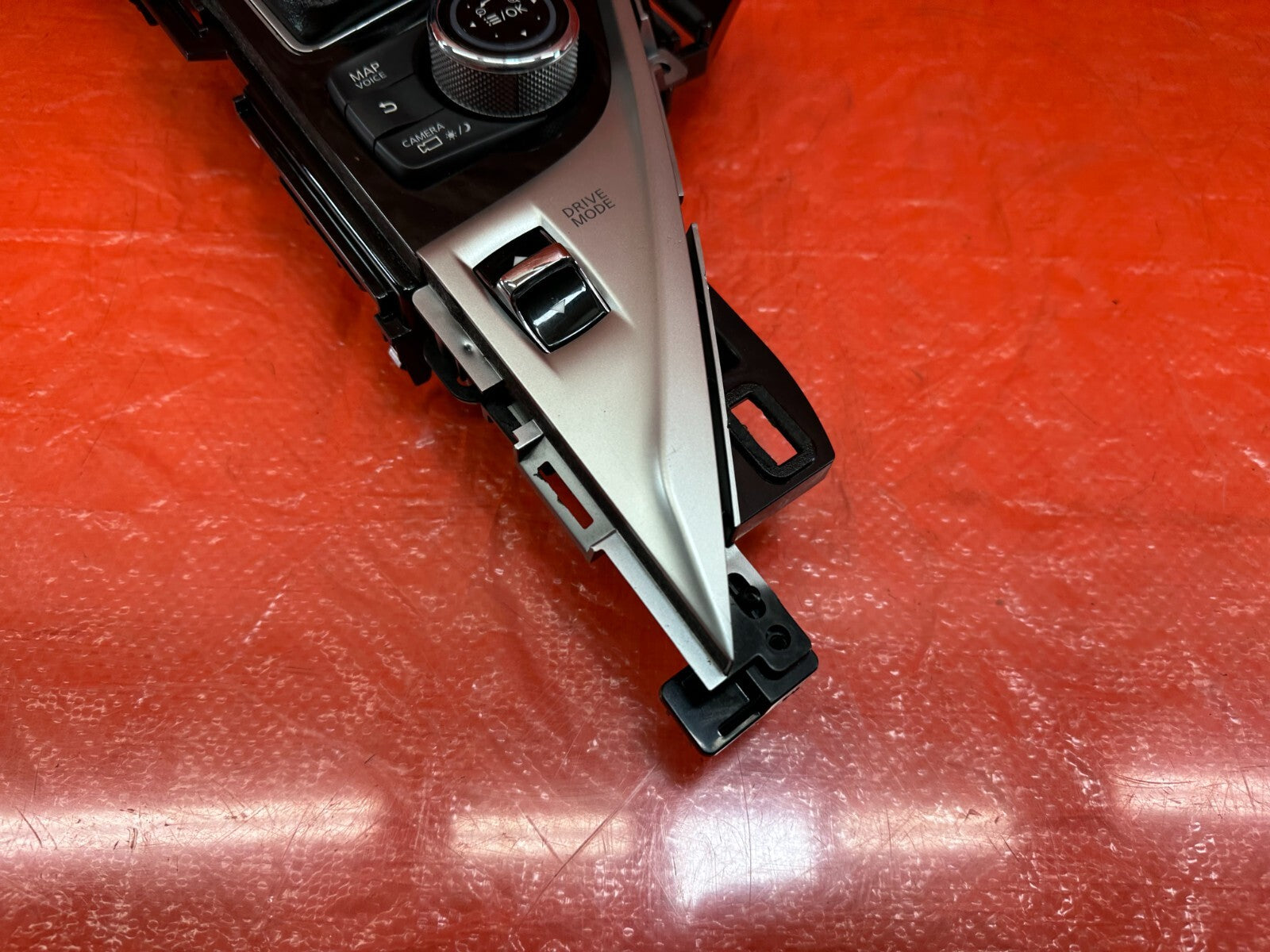 14 22 INFINITI Q50   CENTER / SHIFTER CONSOLE W/ CONTROLS   W/O NAVI   OEM #2151