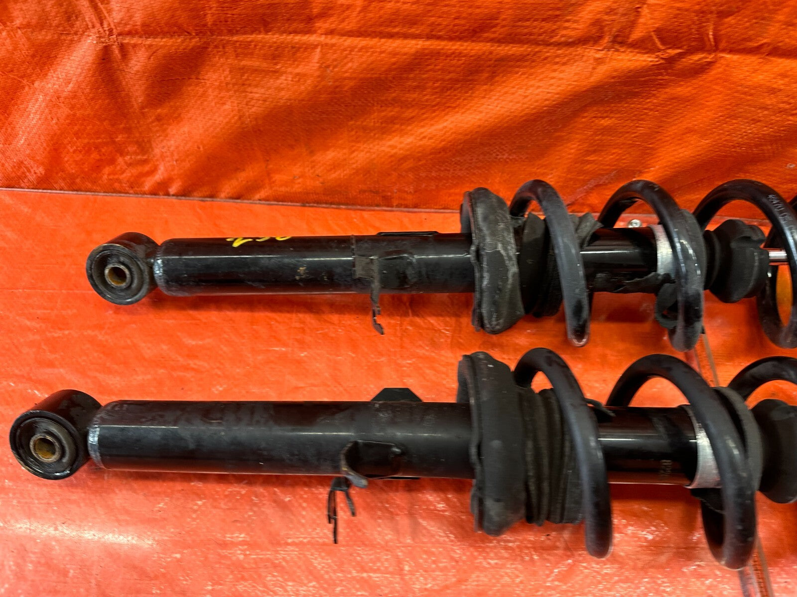 09 13 INFINITI G37 SEDAN FRONT SHOCKS & SPRINGS LEFT & RIGHT FACTORY OEM OE 2376