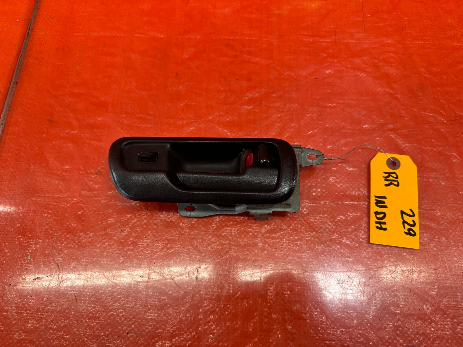 94 01 ACURA INTEGRA SEDAN RIGHT REAR INTERIOR DOOR HANDLE W/ TRIM BLACK OEM #2290