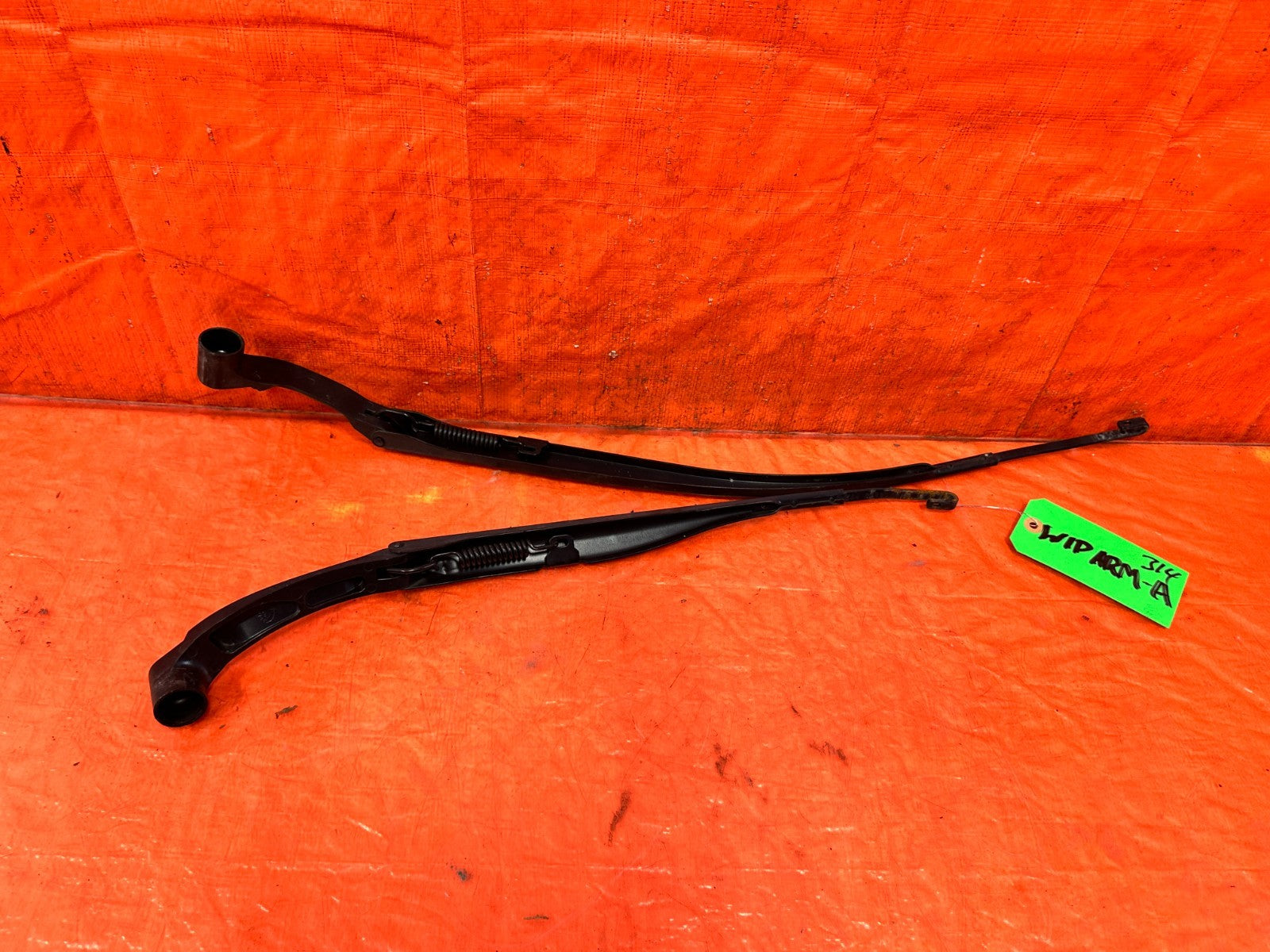 14 20 INFINITI Q50   WINDSHIELD WIPER ARMS   LEFT AND RIGHT ARM SET   OEM #3144